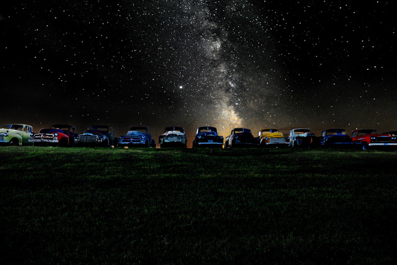 apple old trucks stack with milky way 1